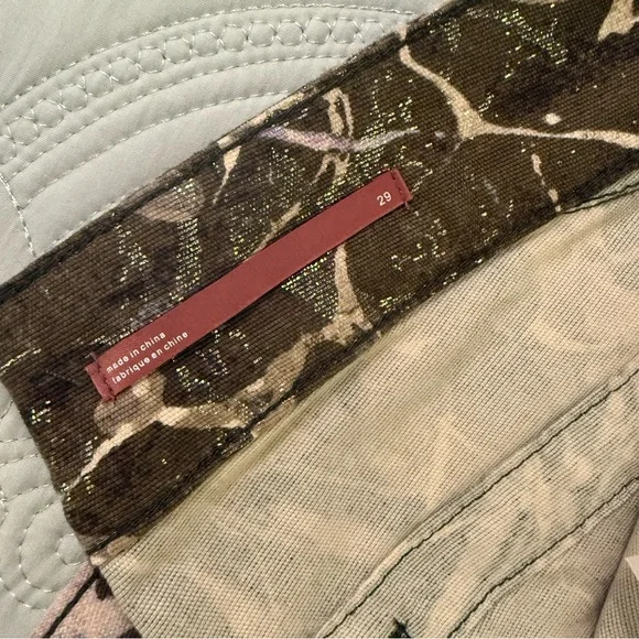 Anthropologie Pilcro The Wanderer Pants Jeans Metallic Gold Thread Design 29 - Picture 5 of 11